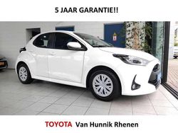 Wit Gebruikt 2023 Toyota Yaris Hybrid Active Hatchback | € 20.499 (Goede deal)