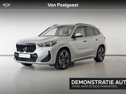 Spacesilber metallic (grijs metallic) Gebruikt 2025 BMW X1 M Sport SUV | € 66.607