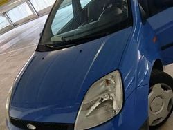 Blauw Gebruikt 2003 Ford Fiesta Hatchback | € 900 (Eerlijke prijs)