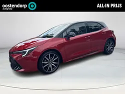 Rood Gebruikt 2023 Toyota Corolla Hybrid Sport Hatchback | € 31.949 (Iets duurder)