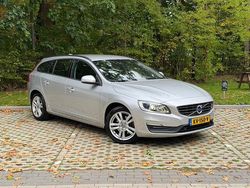 Grijs Gebruikt 2016 Volvo V60 Summum Stationwagen | € 8.950 (Goede deal)