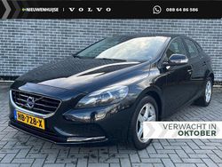 Zwart Gebruikt 2015 Volvo V40 Momentum Hatchback | € 15.899 (Duur)