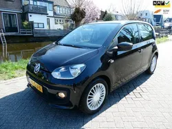Zwart Gebruikt 2015 VW up! high up! Hatchback | € 6.195 (Eerlijke prijs)
