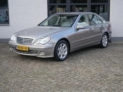 Grijs Gebruikt 2005 Mercedes C240 Elegance Sedan | € 5.950
