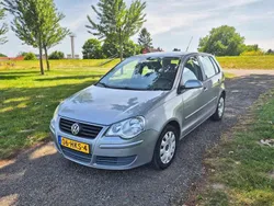 Gebruikt 2009 VW Polo Comfortline Sedan | € 1.900 (Super prijs)
