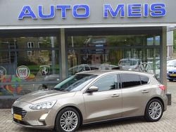 Grijs Gebruikt 2019 Ford Focus Hatchback | € 9.900 (Eerlijke prijs)