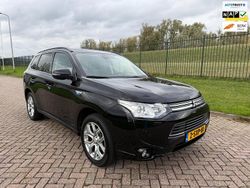 Zwart Gebruikt 2013 Mitsubishi Outlander Instyle SUV | € 11.950