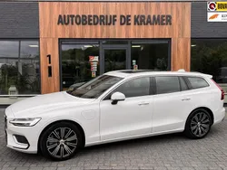 Stationwagon Gebruikt 2021 Volvo V60 R-Design Stationwagen | € 30.995 (Super prijs)