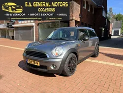 Grijs, andere lak Gebruikt 2010 Mini One Clubman Stationwagen | € 2.995 (Goede deal)