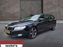 Blauw Gebruikt 2016 Volvo V70 Dynamic Stationwagen | € 6.650 (Eerlijke prijs)