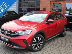 Rood Gebruikt 2022 VW Taigo Life SUV | € 18.950 (Super prijs)