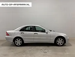 Grijs Gebruikt 2006 Mercedes C180 Sedan | € 4.777 (Goede deal)