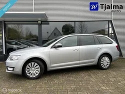 Zilver Gebruikt 2013 Skoda Octavia Business Line Stationwagen | € 9.447 (Duur)