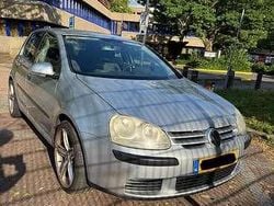 Grijs Gebruikt 2005 VW Golf IV Trendline Hatchback | € 1.850 (Eerlijke prijs)