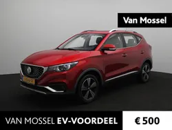 Rood Gebruikt 2020 MG ZS Luxury Sedan | € 15.495 (Eerlijke prijs)