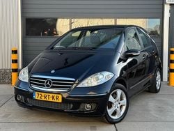 Zwart (metallic) Gebruikt 2005 Mercedes A150 Avantgarde MPV | € 899 (Super prijs)