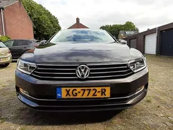 Bruin Gebruikt 2016 VW Passat Comfortline Stationwagen | € 10.500 (Super prijs)