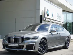 Grijs, metallic lak Gebruikt 2019 BMW 750L Executive Sedan | € 74.900 (Eerlijke prijs)