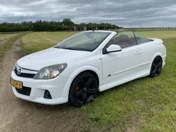Wit Gebruikt 2010 Opel Astra Cabriolet Cosmo Cabriolet | € 8.000