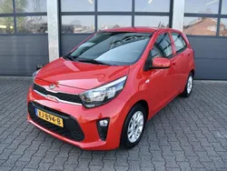Rood Gebruikt 2019 Kia Picanto Hatchback | € 9.835 (Goede deal)