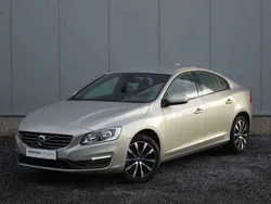 Goud Gebruikt 2017 Volvo S60 Dynamic Sedan | € 18.900