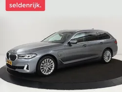 Grijs Gebruikt 2022 BMW 520 Luxury Line Stationwagen | € 30.400 (Goede deal)