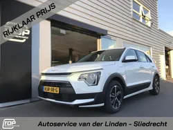 Wit Gebruikt 2022 Kia Niro SUV | € 30.650 (Iets duurder)
