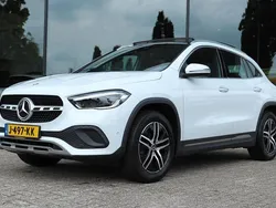 Wit Gebruikt 2020 Mercedes GLA200 Business SUV | € 34.900 (Eerlijke prijs)