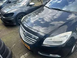 Zwart Gebruikt 2010 Opel Insignia Cosmo Stationwagen | € 650 (Duur)