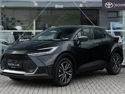 Zwart Nieuw 2025 Toyota C-HR Executive SUV | € 46.239 (Goede deal)