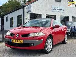 Rood Gebruikt 2007 Renault Mégane Cabriolet Dynamique Cabriolet | € 4.250 (Eerlijke prijs)