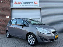Grijs, metallic lak Gebruikt 2012 Opel Meriva Color Edition MPV | € 3.244 (Goede deal)