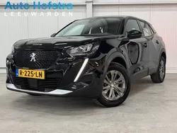 Zwart Gebruikt 2022 Peugeot e-2008 Active SUV | € 16.949 (Eerlijke prijs)