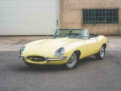 Geel Gebruikt 1967 Jaguar E-Type Cabriolet | € 129.900