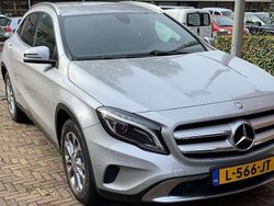 Zilver Gebruikt 2016 Mercedes GLA180 Ambition SUV | € 16.000 (Eerlijke prijs)