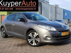 Grijs Gebruikt 2011 Renault Mégane III Bose Edition Hatchback | € 5.550 (Goede deal)
