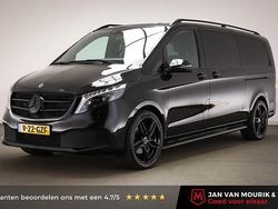 Zwart Gebruikt 2023 Mercedes V300 MPV | € 62.900 (Goede deal)