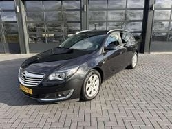 Zwart Gebruikt 2015 Opel Insignia Stationwagen | € 7.950 (Eerlijke prijs)