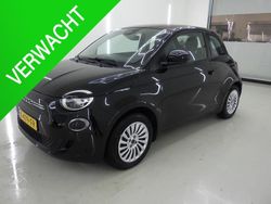 Zwart Gebruikt 2023 Fiat 500e Urban Hatchback | € 17.950 (Super prijs)