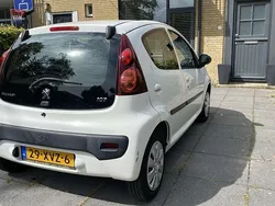 Wit Gebruikt 2012 Peugeot 107 Active Hatchback | € 4.400 (Eerlijke prijs)