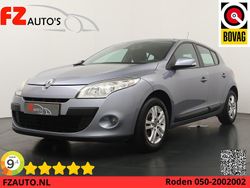 Grijs Gebruikt 2009 Renault Mégane III Expression Hatchback | € 3.945 (Iets duurder)