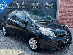 Zwart Gebruikt 2012 Toyota Yaris Life Hatchback | € 6.400 (Eerlijke prijs)