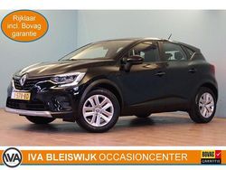 Zwart (metallic) Gebruikt 2023 Renault Captur Equilibre SUV | € 19.900 (Goede deal)