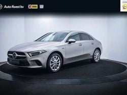 Grijs Gebruikt 2020 Mercedes A250 Luxury Sedan | € 25.950 (Goede deal)