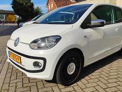 Wit Gebruikt 2012 VW up! high up! Hatchback | € 5.295 (Eerlijke prijs)