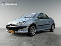 Grijs Gebruikt 2003 Peugeot 206 CC Cabriolet | € 1.499 (Eerlijke prijs)