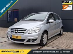 Grijs Gebruikt 2010 Mercedes B180 Business MPV | € 3.999 (Goede deal)