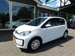 Wit Gebruikt 2020 VW up! Move Hatchback | € 9.950 (Eerlijke prijs)