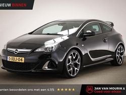 Zwart Gebruikt 2014 Opel Astra GTC OPC Hatchback | € 18.900 (Duur)