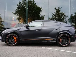 Zwart Gebruikt 2022 Lamborghini Urus SUV | € 199.888